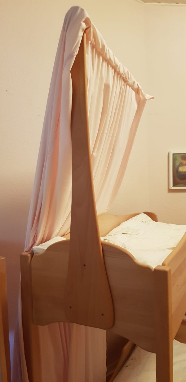 Universeller Halter für Betthimmel