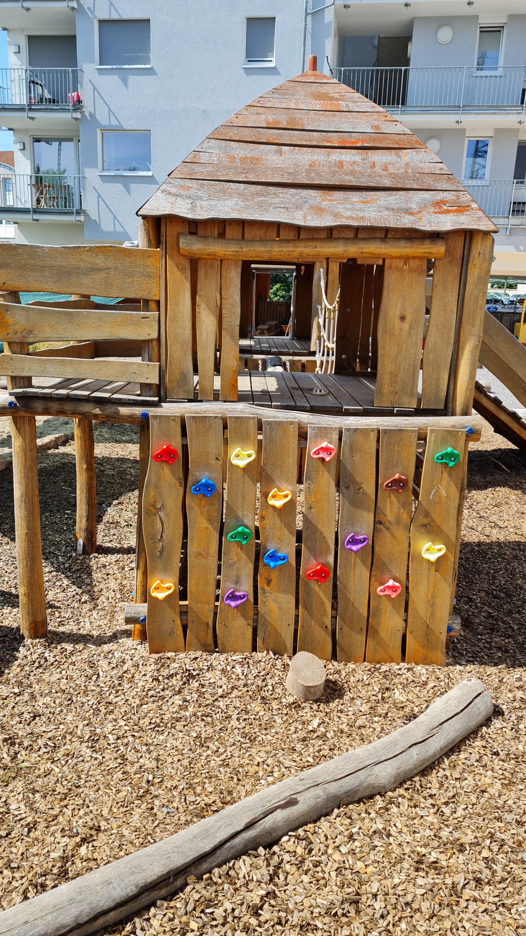 Playground "The Two Towers" - Image 5