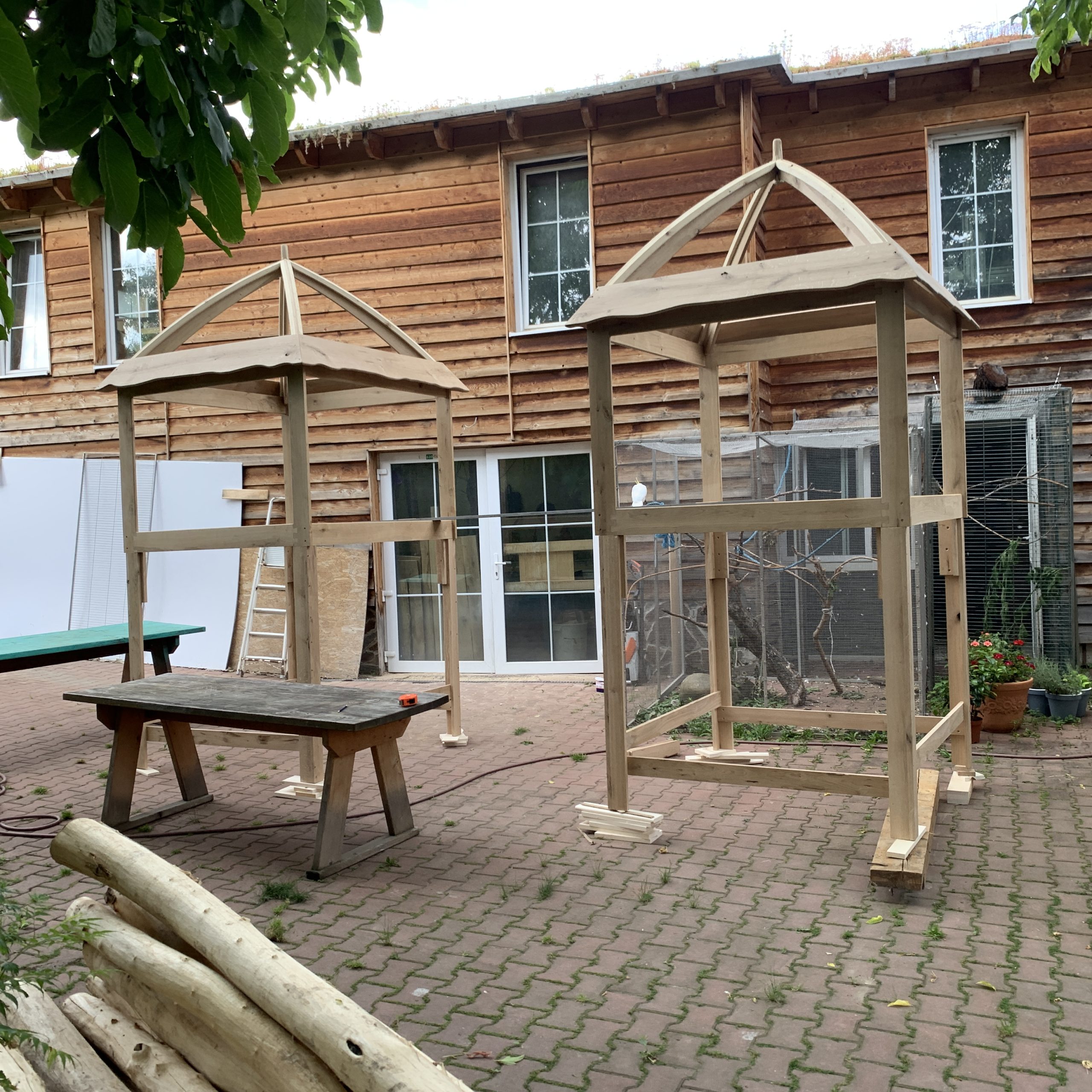 Playground "The Two Towers" - Image 4